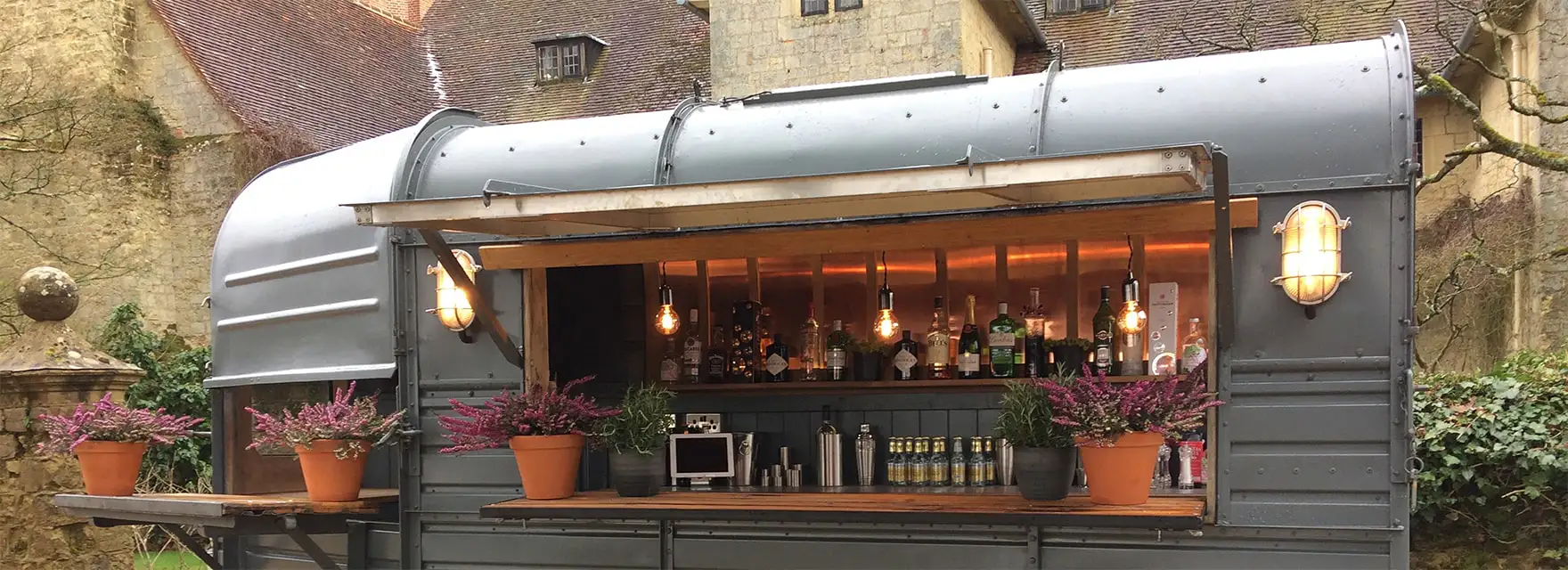 Vintage Bar Box - Bespoke Bar - Book on Togather